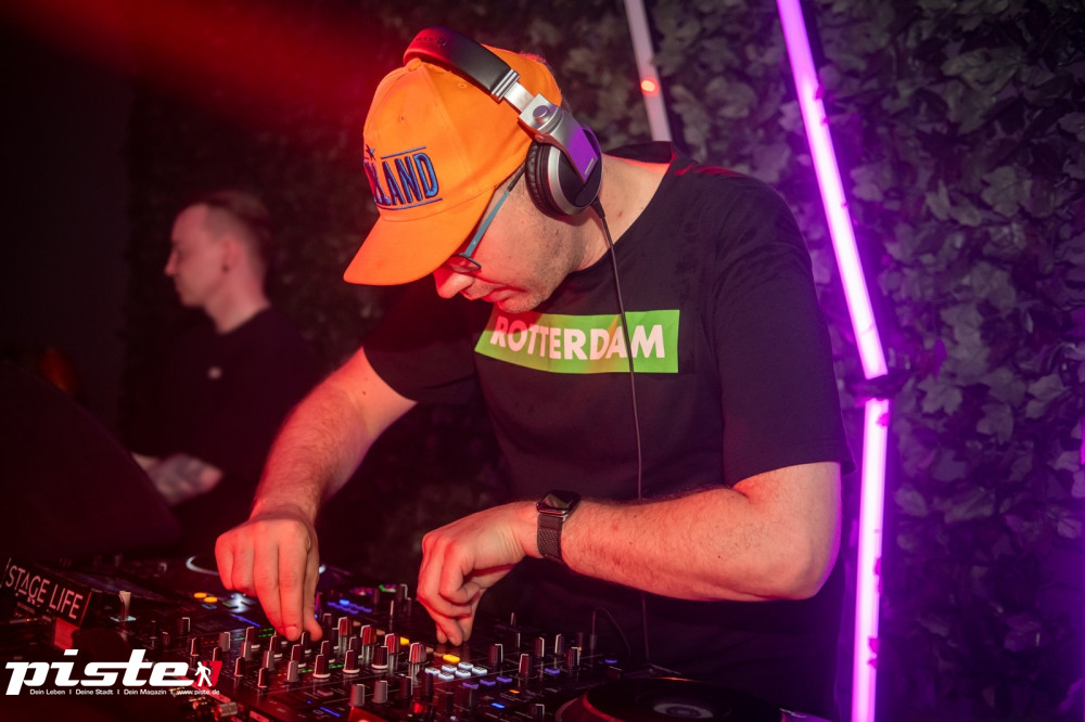 Houserasten Summer Closing