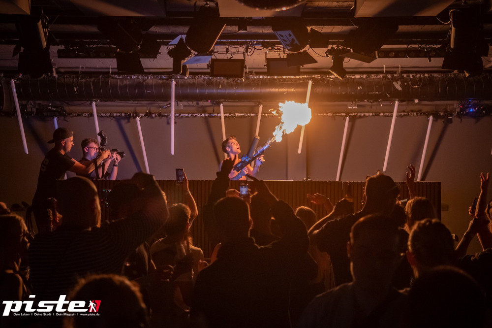 Houserasten Summer Closing