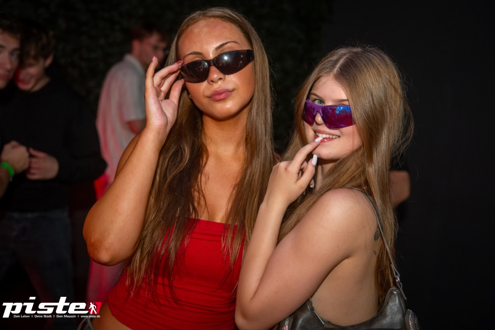 Houserasten Summer Closing