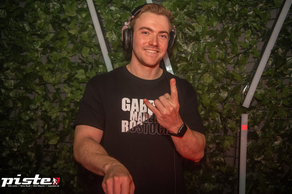 Houserasten Summer Closing