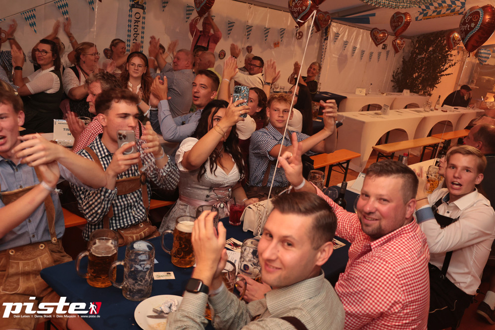 4. Nienhäger Festwiesn