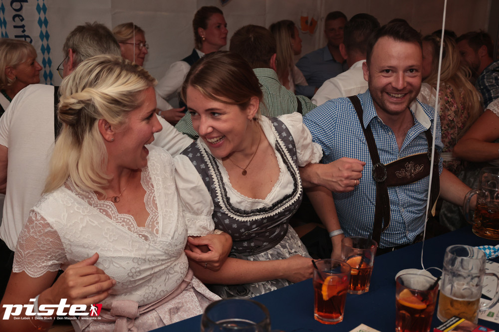 4. Nienhäger Festwiesn