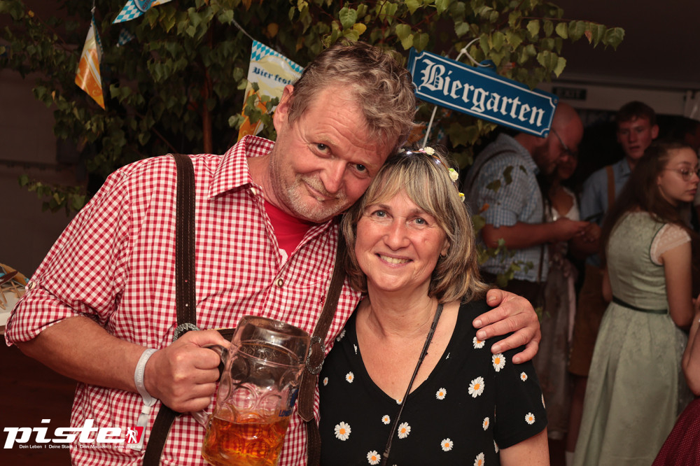 4. Nienhäger Festwiesn