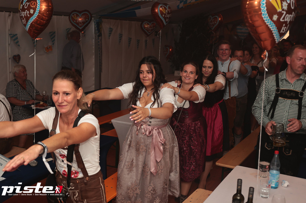 4. Nienhäger Festwiesn