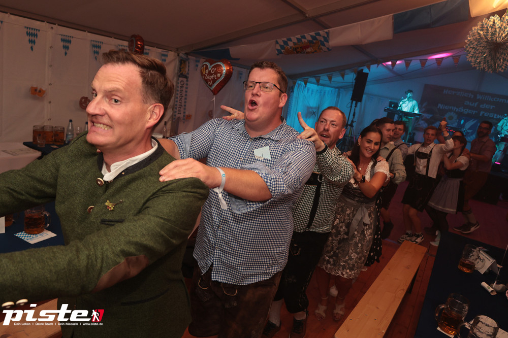 4. Nienhäger Festwiesn