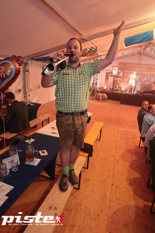 4. Nienhäger Festwiesn