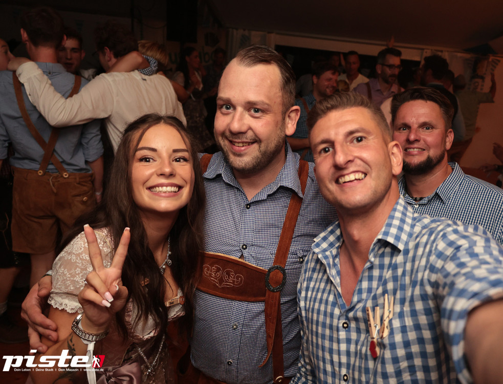 4. Nienhäger Festwiesn