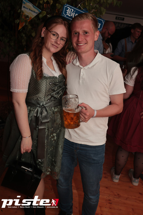 4. Nienhäger Festwiesn