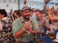 4. Nienhäger Festwiesn