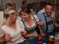 4. Nienhäger Festwiesn