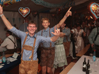 4. Nienhäger Festwiesn