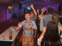 4. Nienhäger Festwiesn