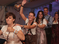 4. Nienhäger Festwiesn