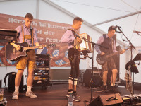 4. Nienhäger Festwiesn