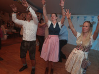 4. Nienhäger Festwiesn