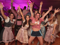 4. Nienhäger Festwiesn