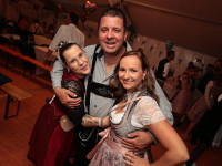 4. Nienhäger Festwiesn