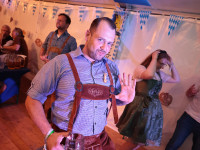 4. Nienhäger Festwiesn