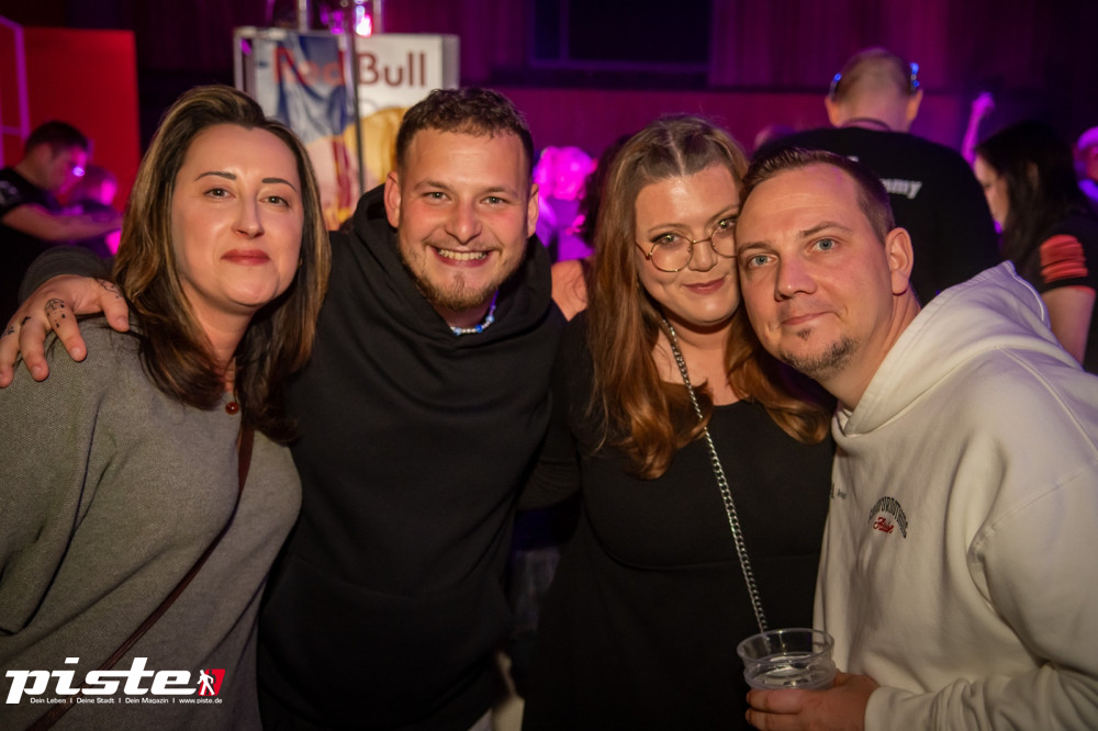 Und drinnen tanzt der Bär Galerie 1