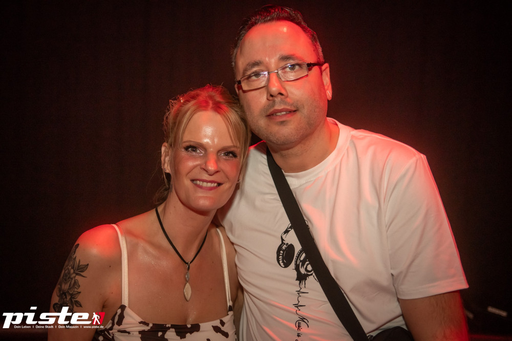 Und drinnen tanzt der Bär Galerie 1