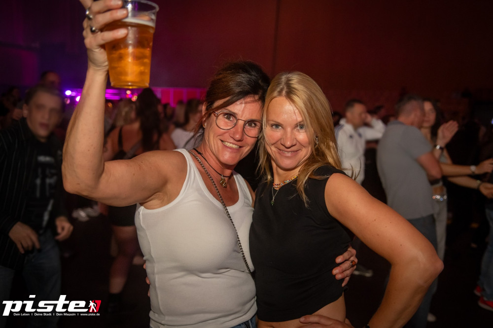 Und drinnen tanzt der Bär Galerie 1