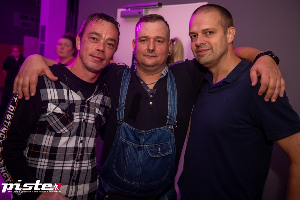 Und drinnen tanzt der Bär Galerie 1