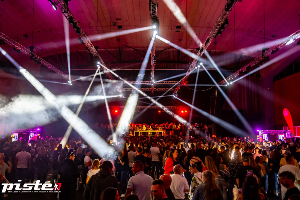 Und drinnen tanzt der Bär Galerie 1