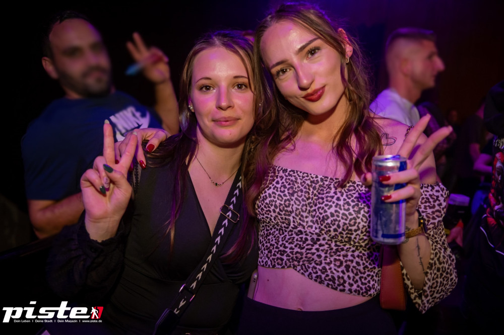 Und drinnen tanzt der Bär Galerie 1