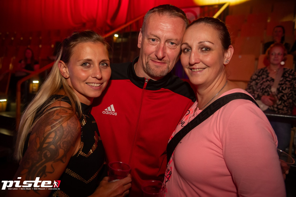 Und drinnen tanzt der Bär Galerie 1