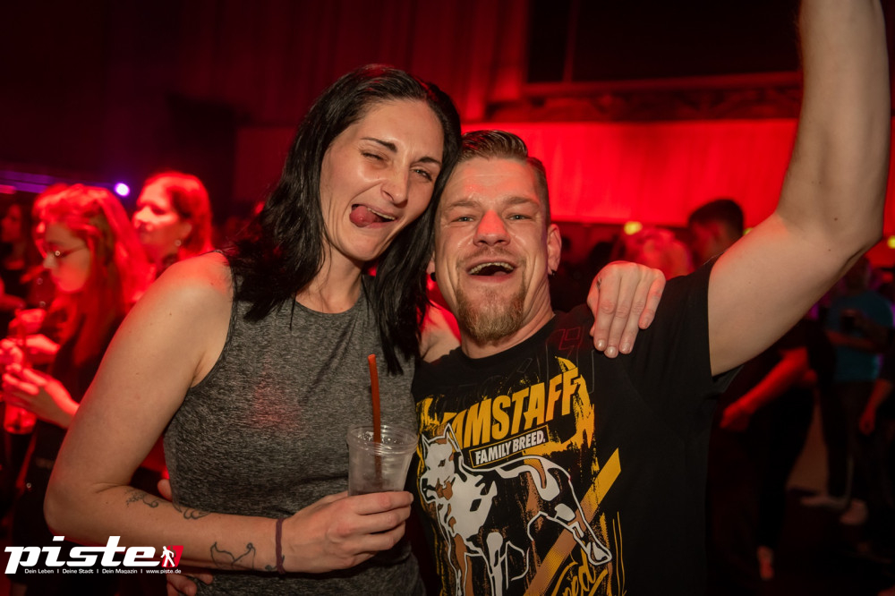 Und drinnen tanzt der Bär Galerie 1