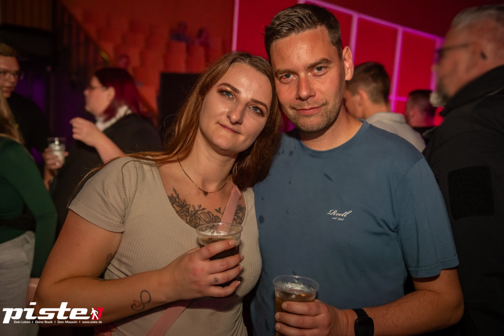 Und drinnen tanzt der Bär Galerie 1