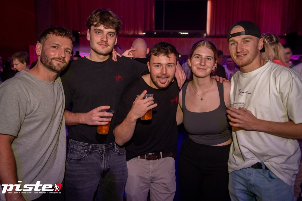 Und drinnen tanzt der Bär Galerie 1