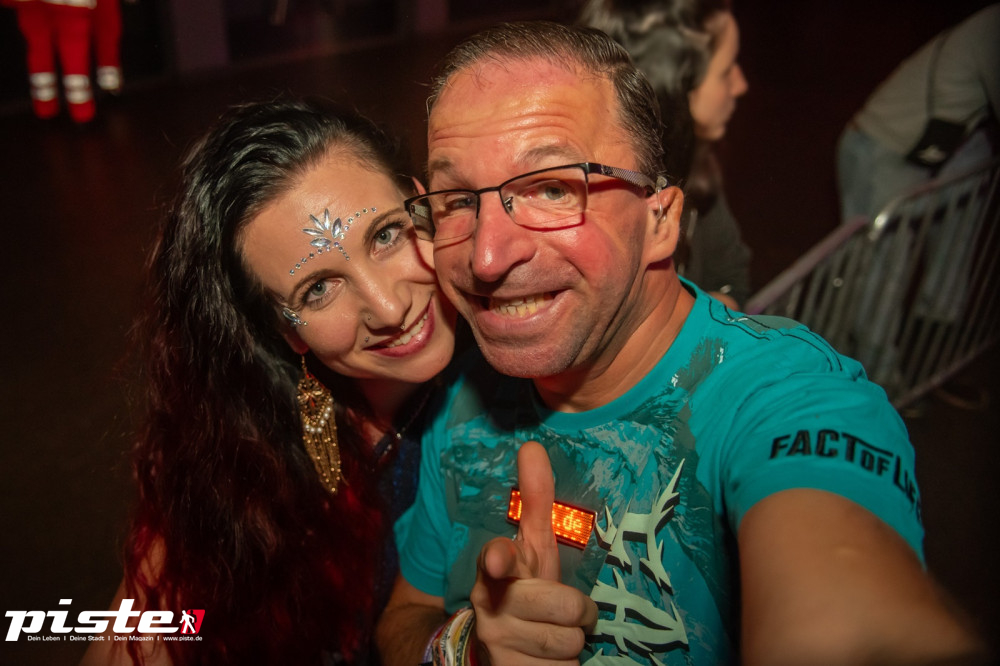 Und drinnen tanzt der Bär Galerie 1