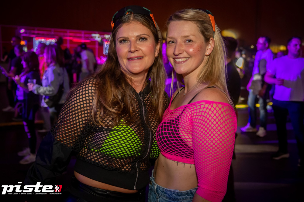 Und drinnen tanzt der Bär Galerie 1