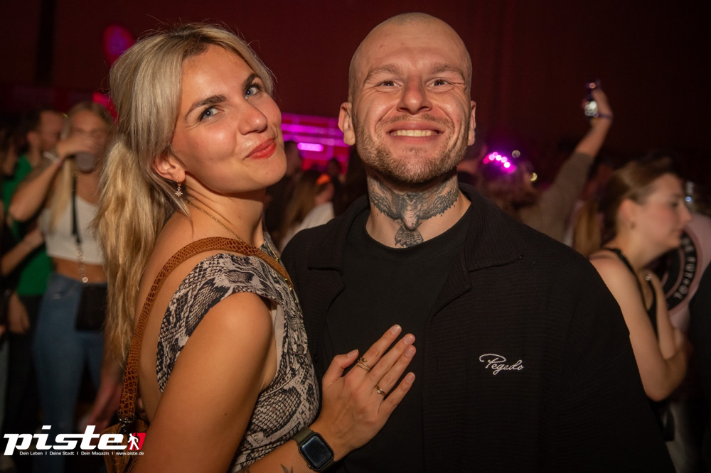 Und drinnen tanzt der Bär Galerie 1