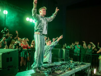 Und drinnen tanzt der Bär Galerie 1