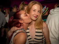 Und drinnen tanzt der Bär Galerie 1