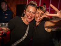 Und drinnen tanzt der Bär Galerie 1