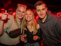 Und drinnen tanzt der Bär Galerie 1