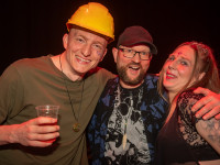 Und drinnen tanzt der Bär Galerie 1