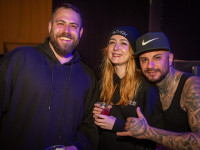 Und drinnen tanzt der Bär Galerie 1