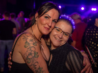 Und drinnen tanzt der Bär Galerie 1