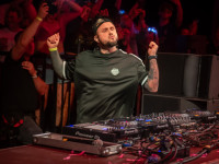 Und drinnen tanzt der Bär Galerie 1