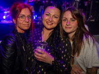 Und drinnen tanzt der Bär Galerie 1