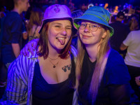 Und drinnen tanzt der Bär Galerie 1