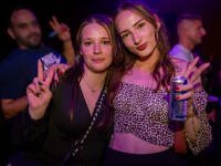 Und drinnen tanzt der Bär Galerie 1