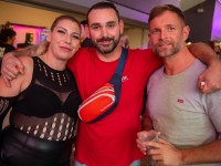 Und drinnen tanzt der Bär Galerie 1