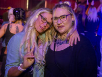 Und drinnen tanzt der Bär Galerie 1