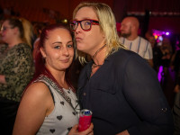 Und drinnen tanzt der Bär Galerie 1