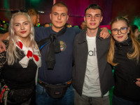 Und drinnen tanzt der Bär Galerie 1